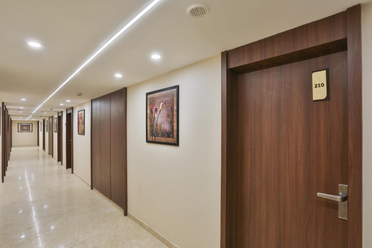 Hotel Kavery Rajkot Exterior photo