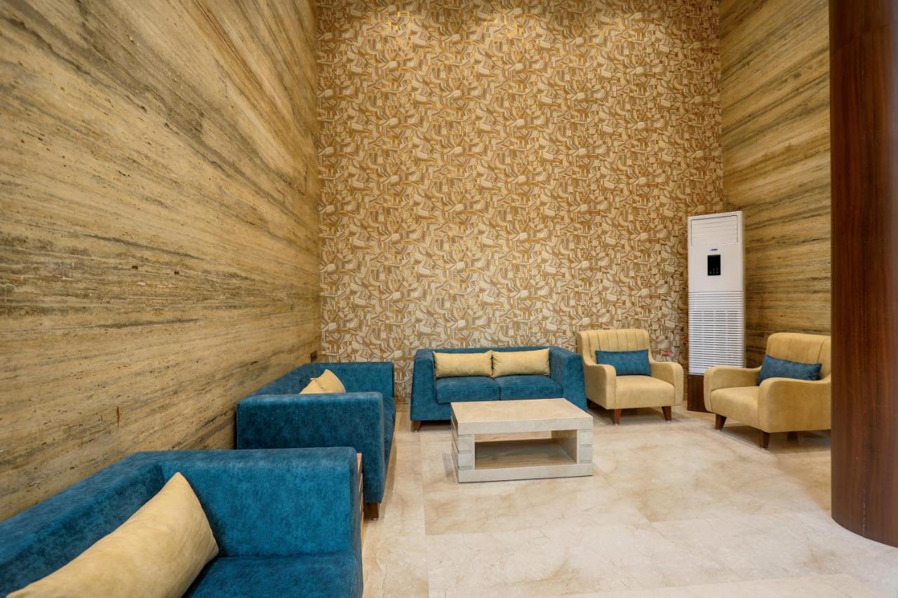 Hotel Kavery Rajkot Exterior photo